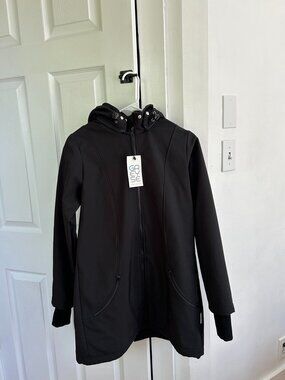 Black Child-wearing Coat